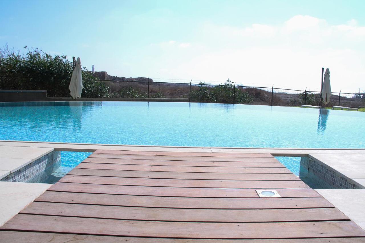 Lighthouse Beach View Apartament Pafos