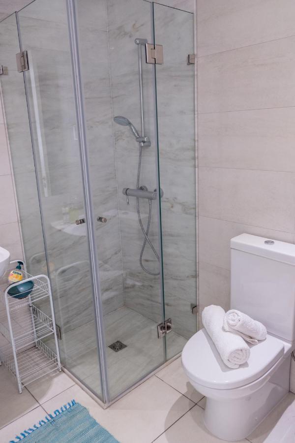 Lighthouse Beach View Apartment Paphos